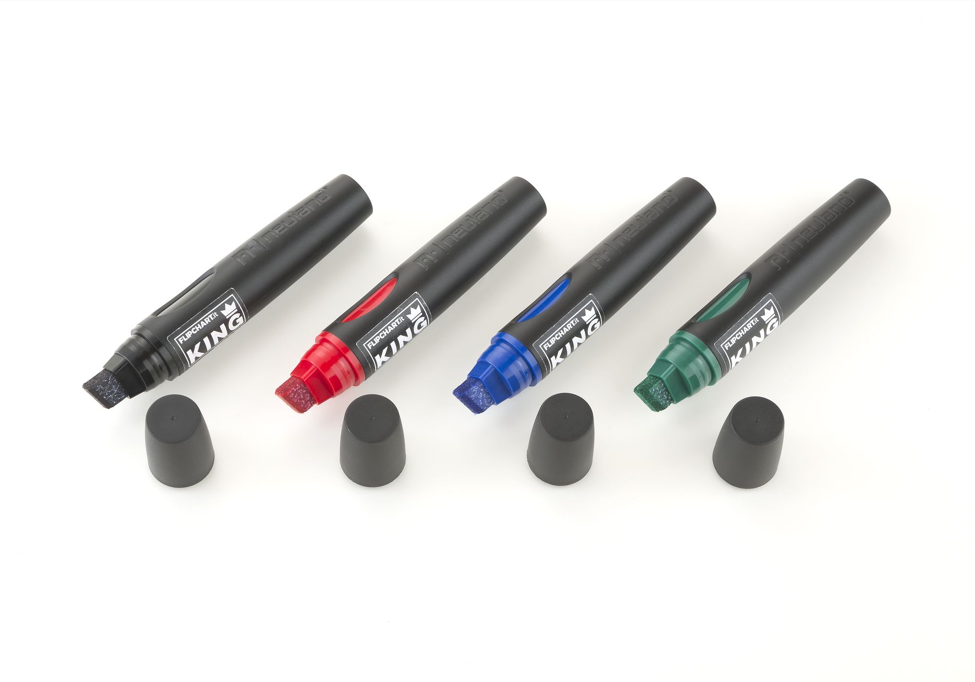 4 Magnum Size Markers: 2 Black and 2 Red for flipcharts - KING
